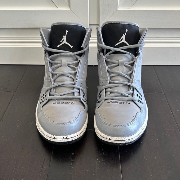 Nike Jordan 1 Flight Men's Gray and Black High-Top Sneakers - Picture 3 of 10